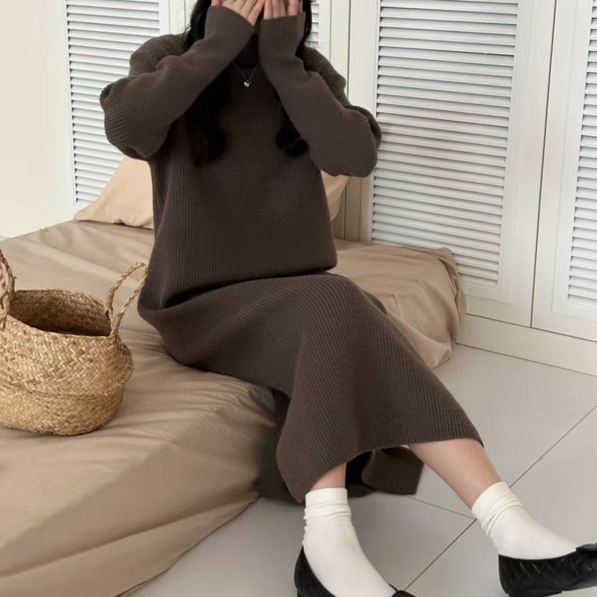 Robe maxi en maille côtelée à col montant (MS158)