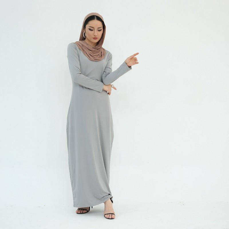 Robe de base essentielle en soie de lait ultra longue, douce et superposable | Robe maxi à enfiler, col rond (MA319)