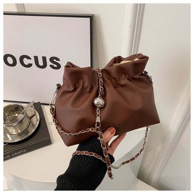 Sac Pleated Cloud à bandoulière avec chaîne, polyvalent (MAC201)