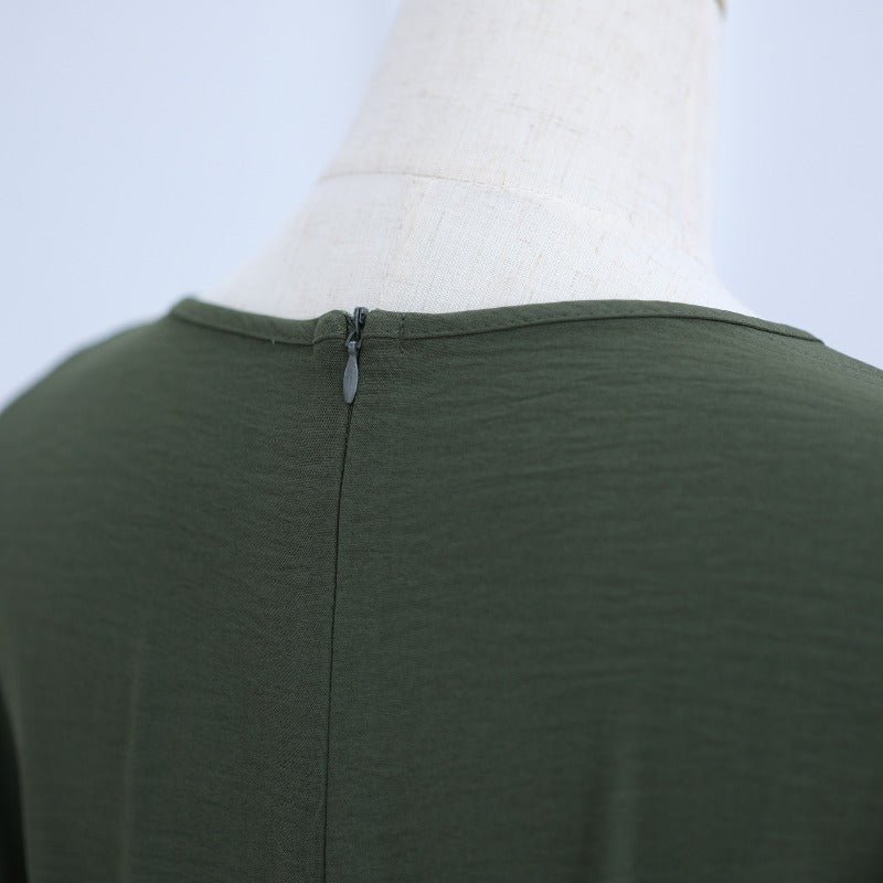 Robe de travail évasée en soie glacée froissée, col rond, avec bouton décoratif et ceinture intégrée (MA308)