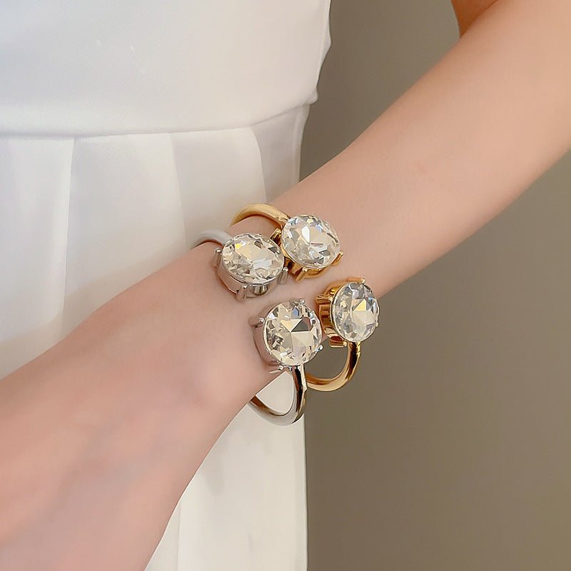 Bracelets Brillants Luxueux et Minimalistes de Haute Qualité - Bracelets Simples au Ton Froid et à l'Allure Sophistiquée (MAC242)