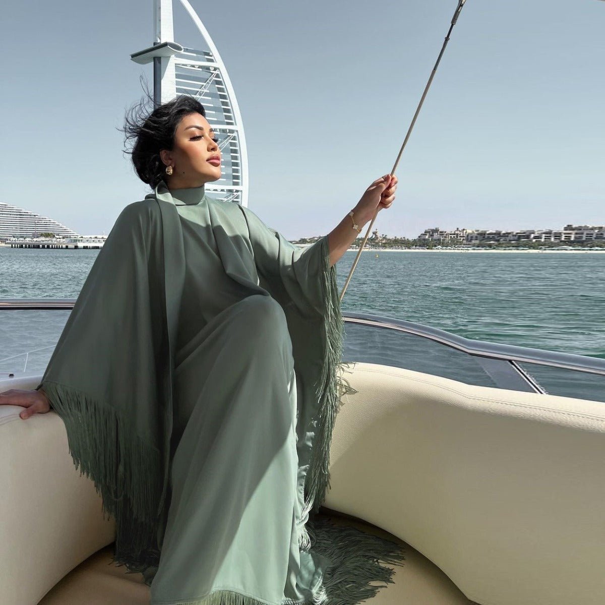Kaftan Manches Chauve-Souris à Pompons | Robe de Soirée avec Détails Frangés Fluides (MA288)