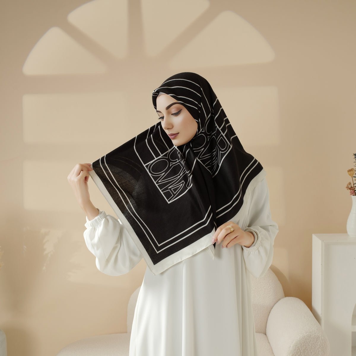 Foulard Carré Hijab en Cachemire Synthétique (MH091)