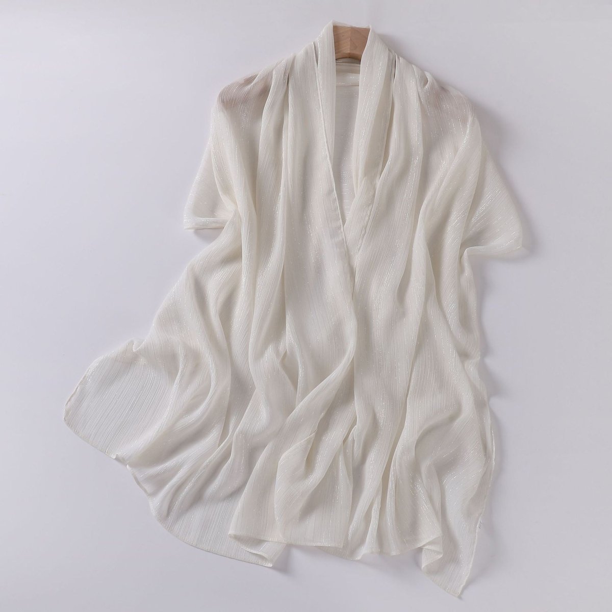 Foulard Effortless Grace Voile Chiffon Froissé Argenté (MH153)