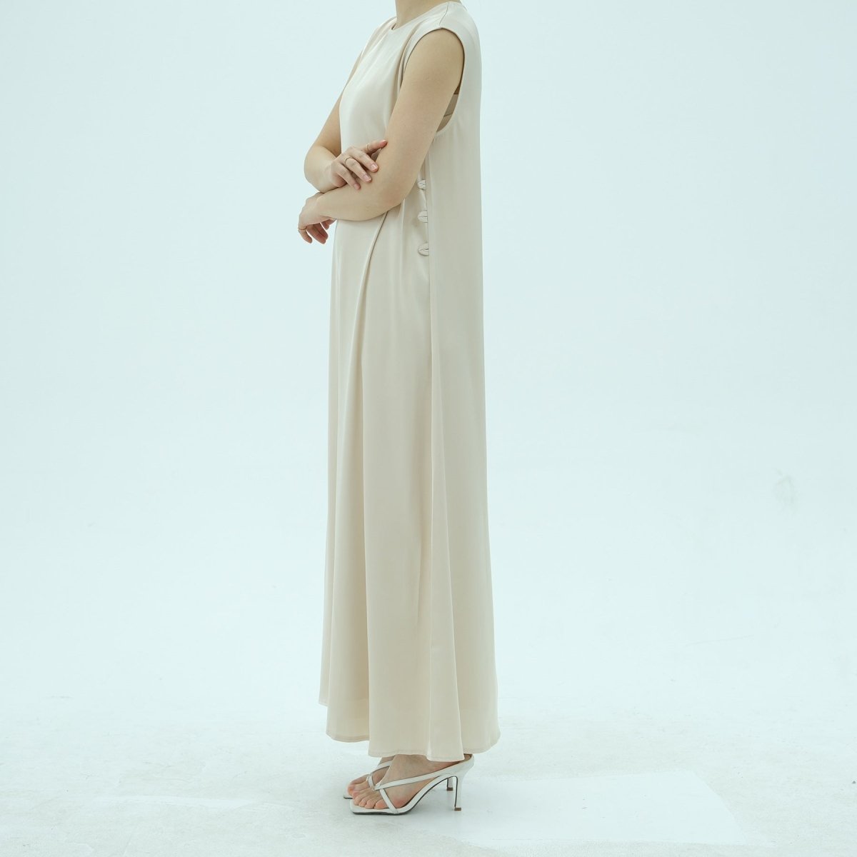 Robe longue sans manches avec dos corset à lacets (MS472)
