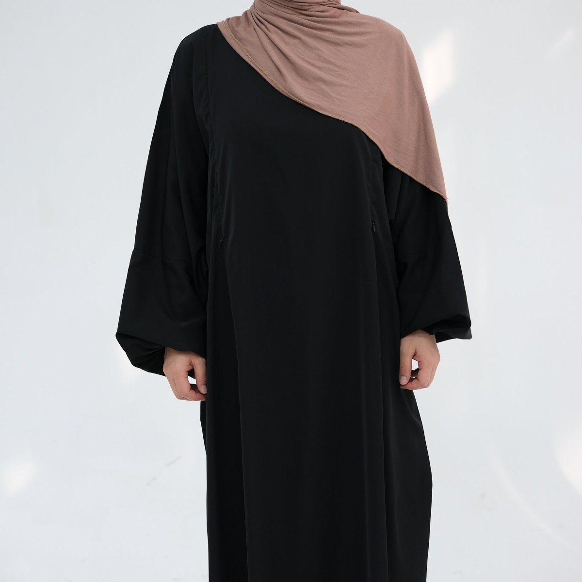 Abaya d'allaitement en tissu Nida (MA387)