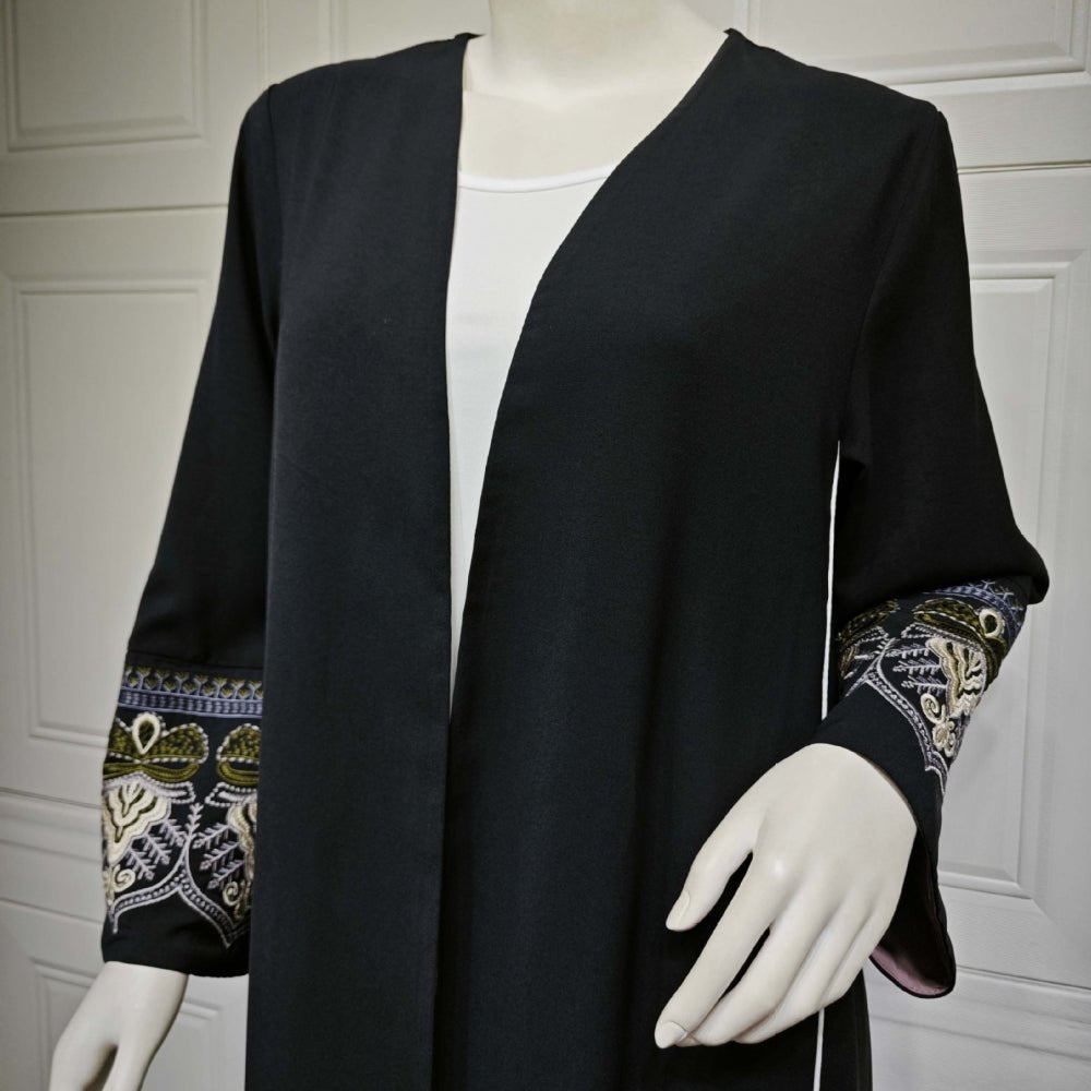 Abaya Ouverte Élégante Brodée (MOA062)