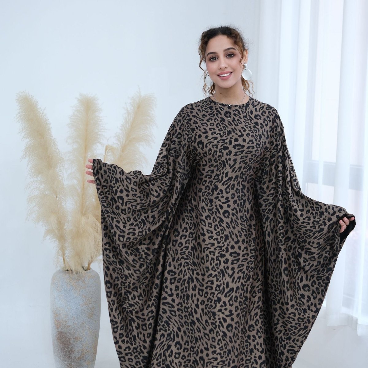 Robe Maxi Imprimé Léopard à Manches Chauve-Souris (MA450)