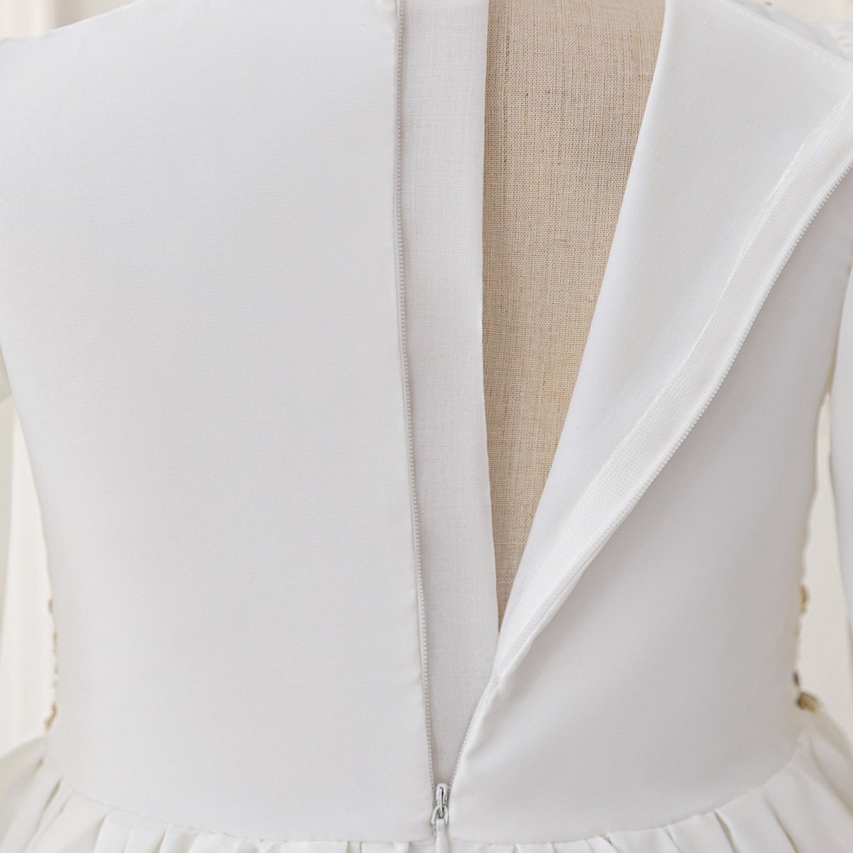 Robe Kaftan Brodée pour Filles avec Ceinture Ornée de Bijoux (MKG021)