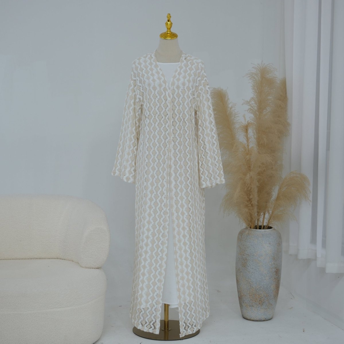 Abaya ouverte en tricot dentelle ajourée (MOA327)
