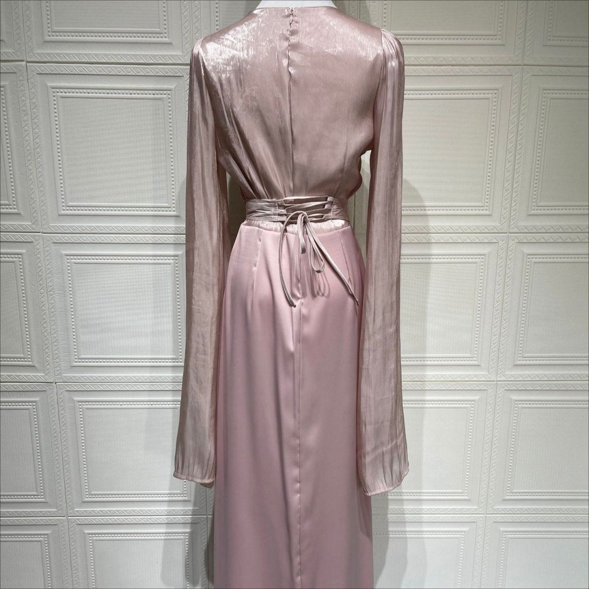 Robe à Manches Cape avec Nœud au Dos | Robe Longue Sirène Ajustée (MS230)