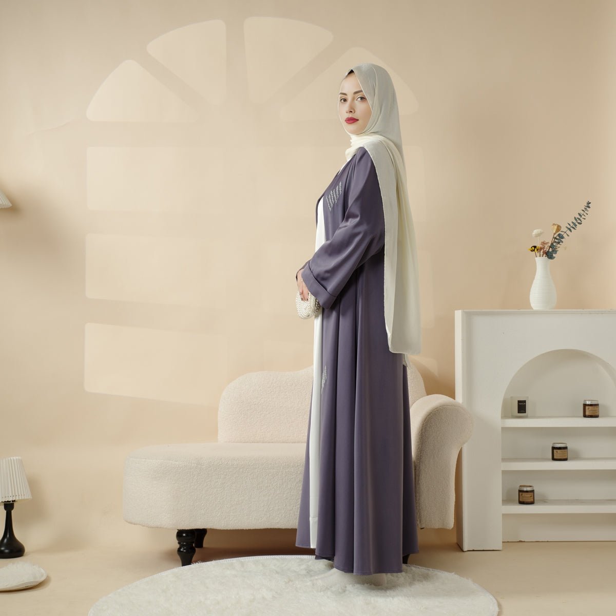 Pièce d'Archive Abaya en Broderie 3D avec Perles Géométriques - MP004 (Taille M Uniquement)