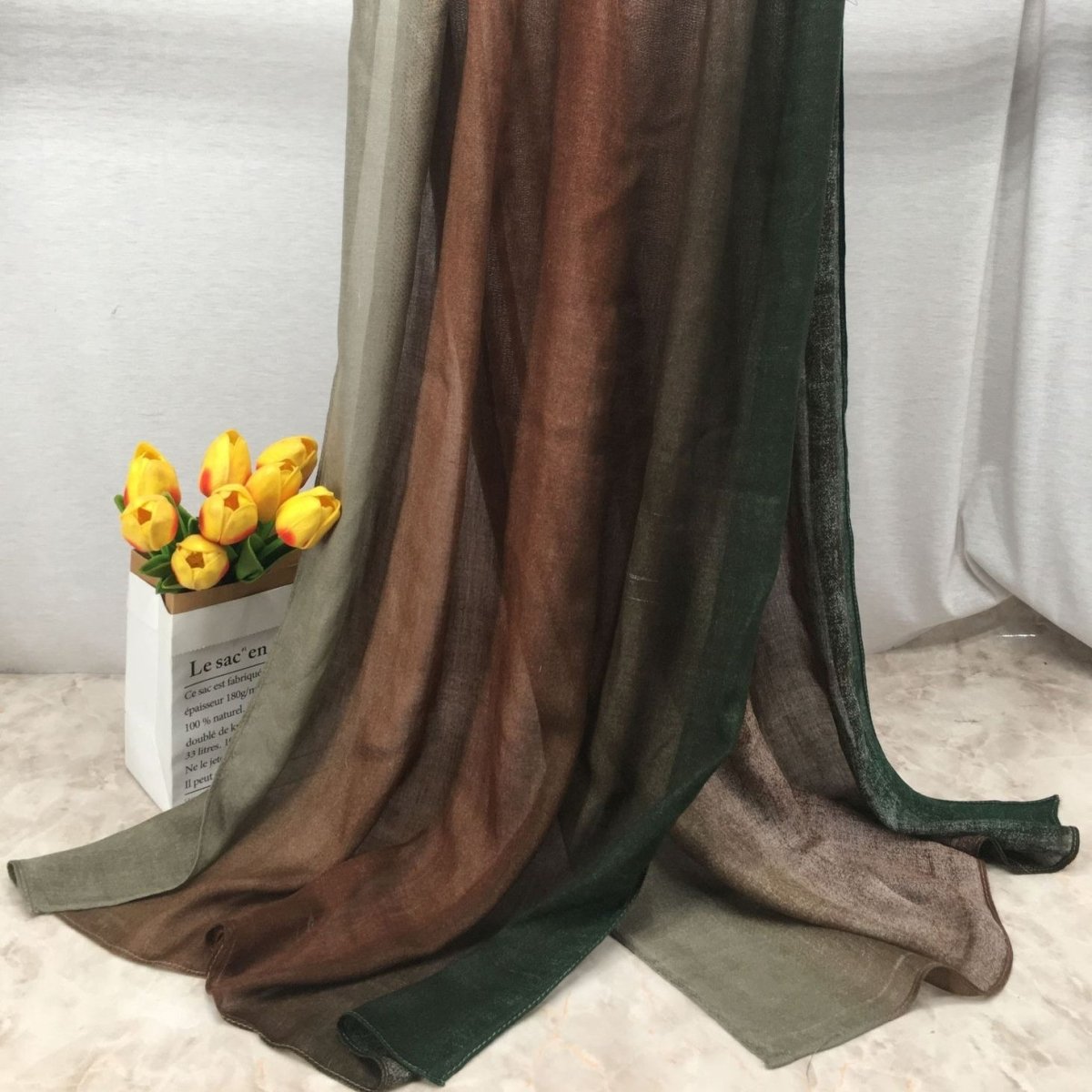 Foulard Hijab Léger et Respirant à Effet Dégradé (MH194)