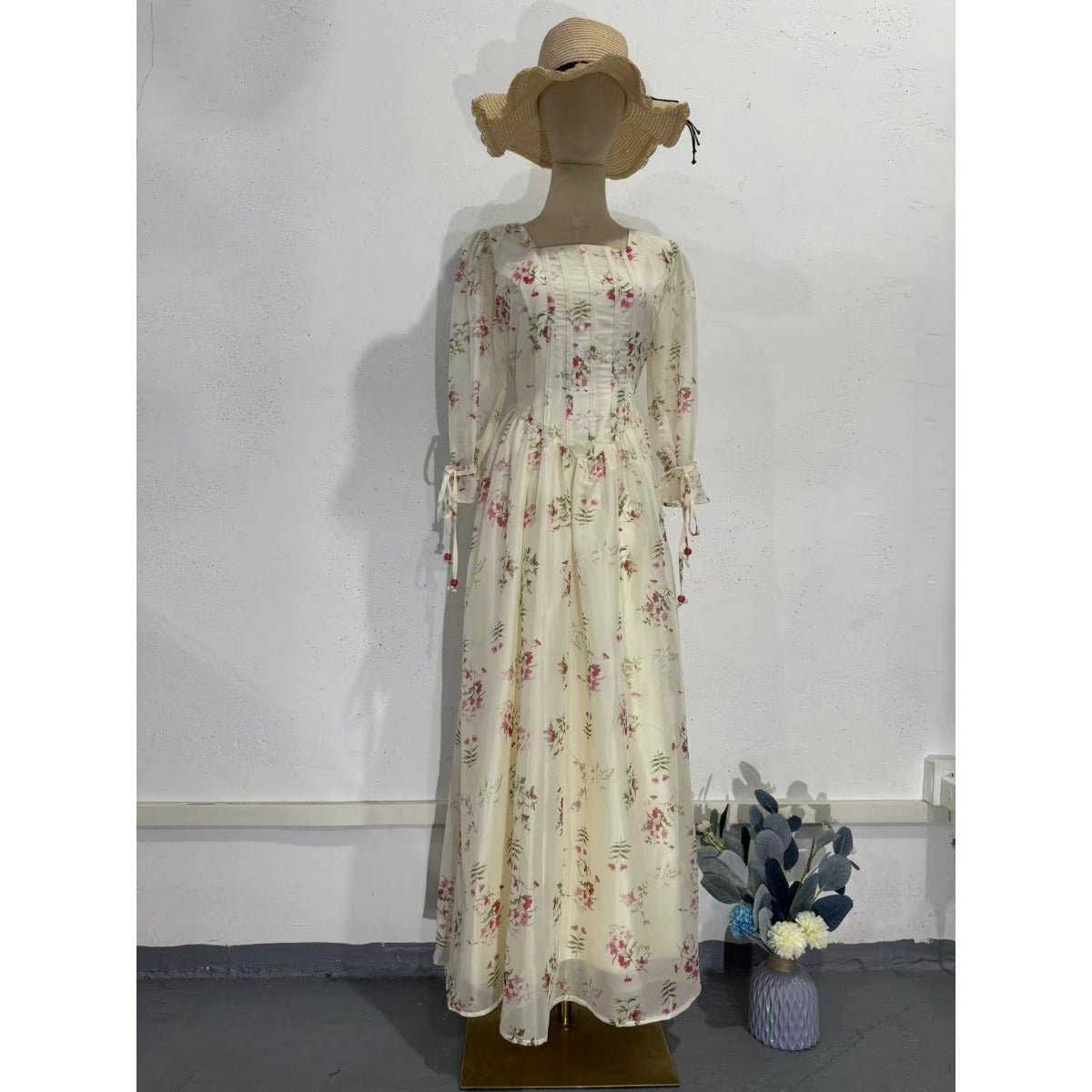 Robe Abaya Fée Florale Romantique à Col Carré, Manches Bouffantes et Lacet au Dos (MA224)