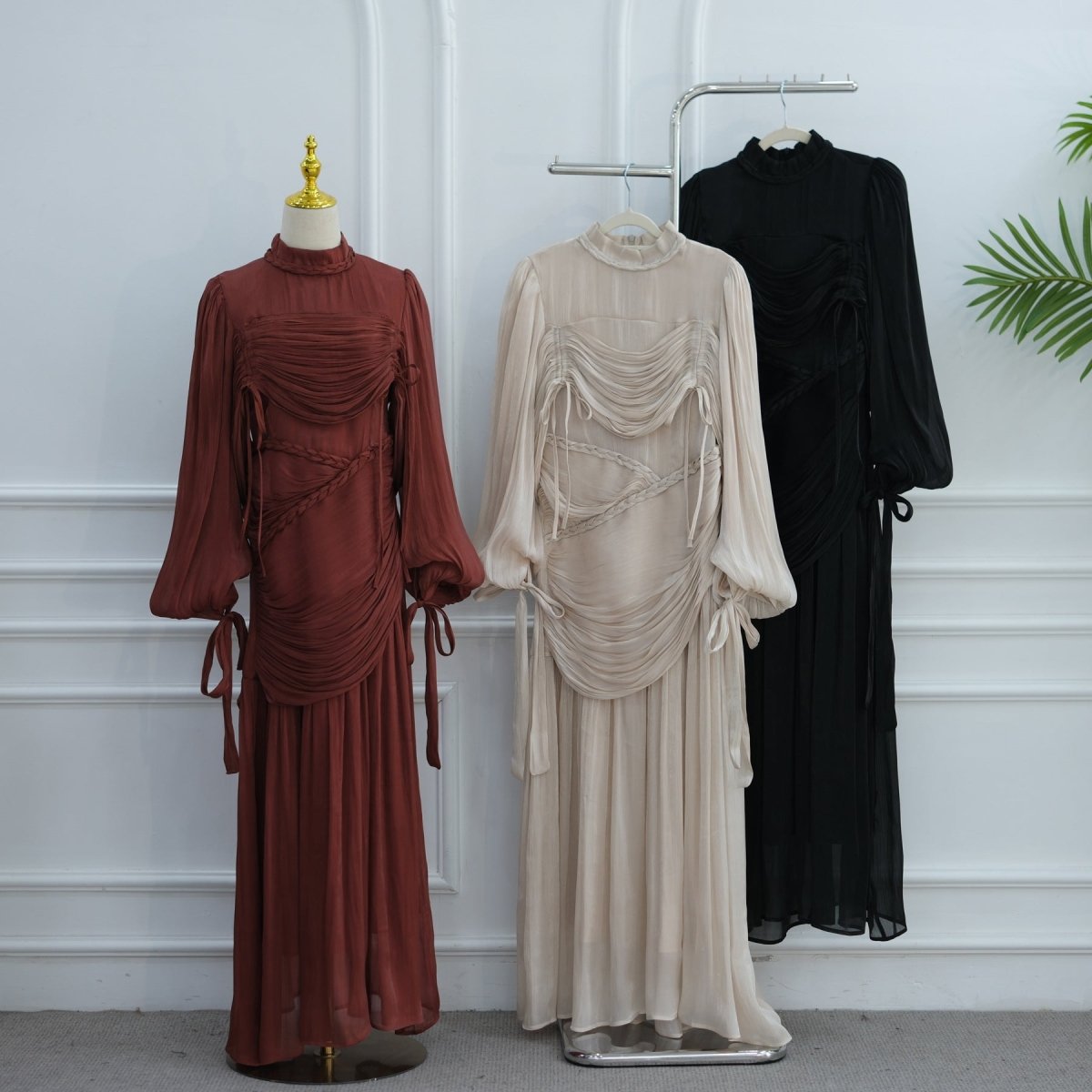 Robe Maxi à Col Tressé, Fronces et Franges (MS406)