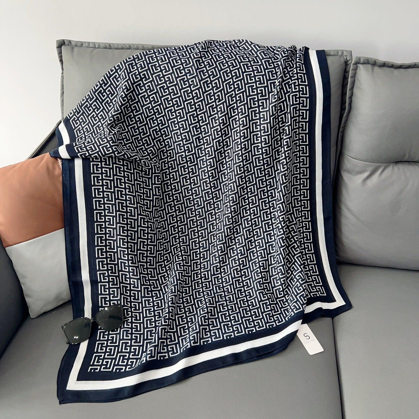 MH057 Hijab en rayonne et lin à lettrage