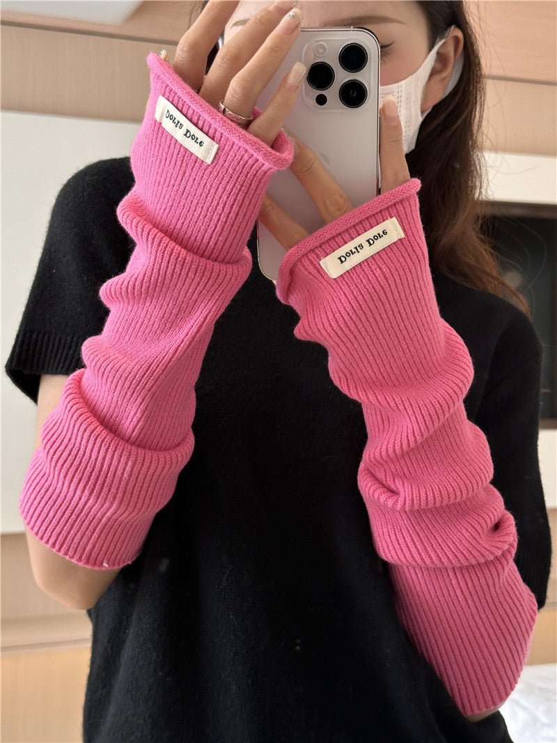**Manches en Maille Cascadantes – Élégance Cosy pour un Style Superposé** (MAC312)