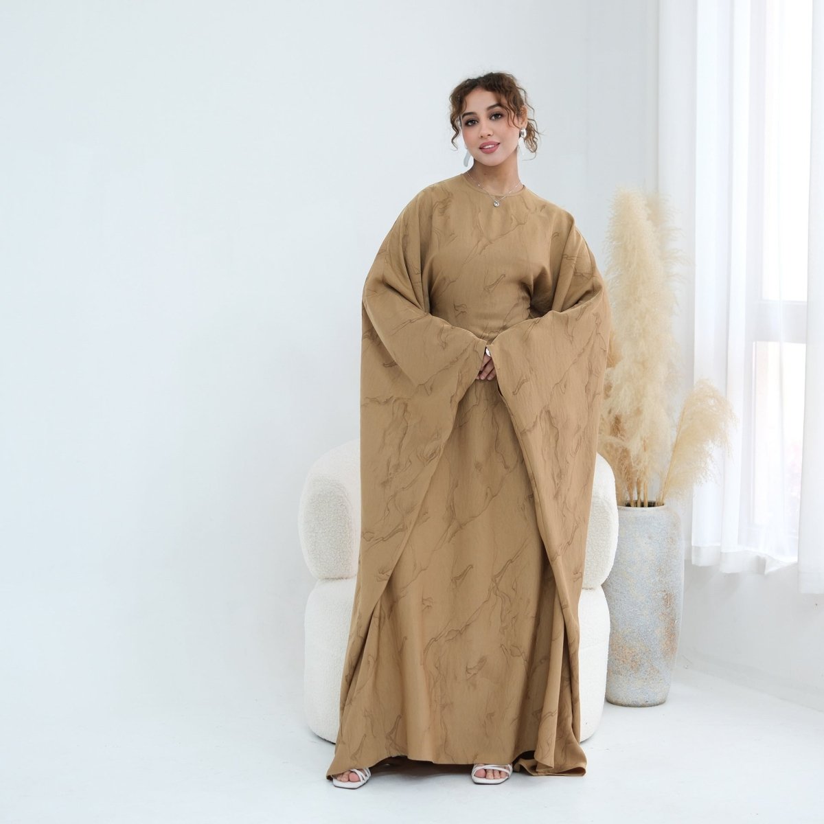 Robe Longue Imprimée à Manches Chauve-Souris (MA446)