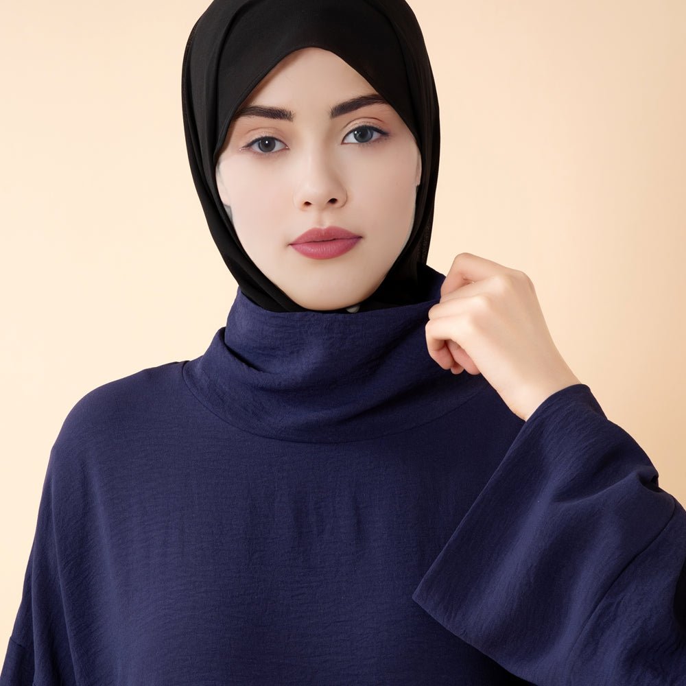 Abaya col roulé en crêpe Everyday – Coupe décontractée pour toutes les saisons (MA384)