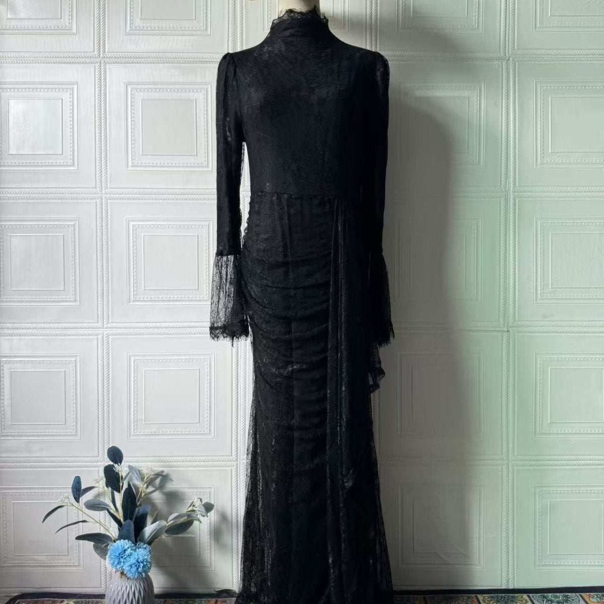 Robe Longue Ornée de Sequins (MS282)