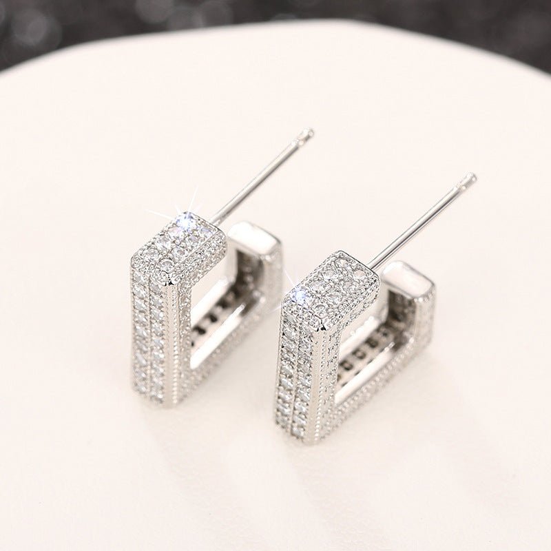 Boucles d'oreilles géométriques haut de gamme, micro-pavées de diamants ultra-brillants (MAC190)