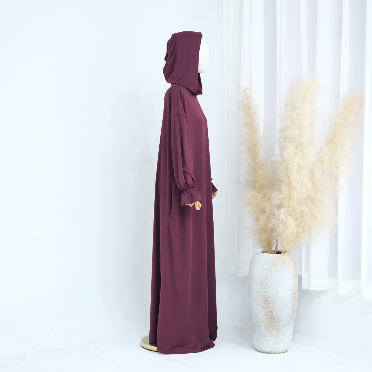 Collection d'Abayas Casual à Capuche Modest | Robes Ton sur Ton avec Manches Bouffantes (MJ021)