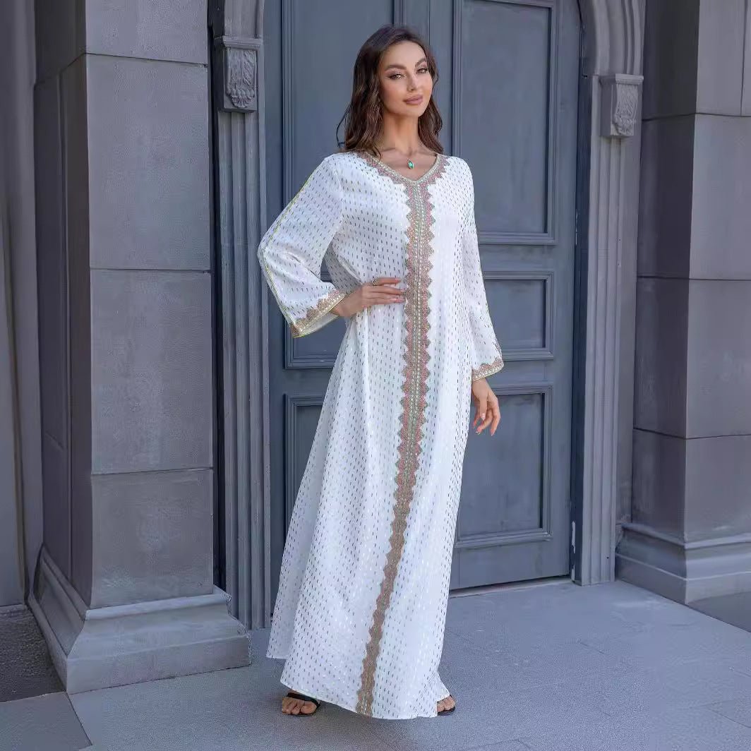 Abaya en dentelle brodée avec finition métallique (MA367)