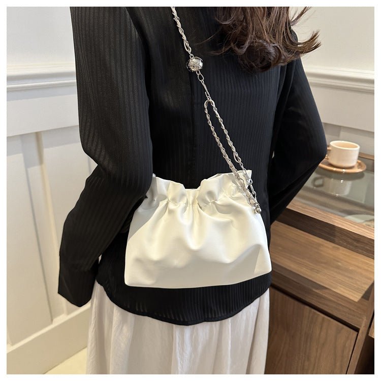 Sac Pleated Cloud à bandoulière avec chaîne, polyvalent (MAC201)