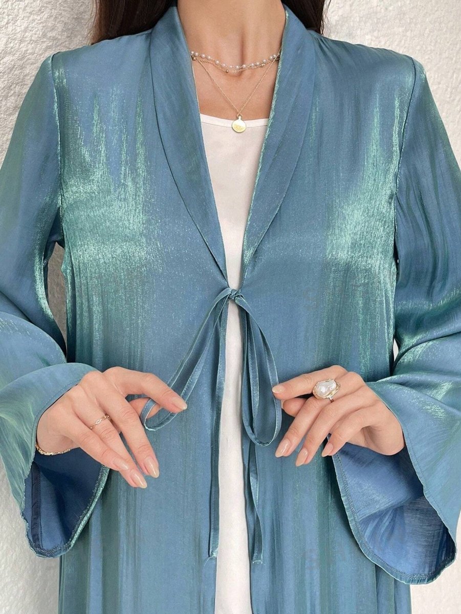 Abaya Cardigan Mirage du Désert | Abaya en Soie Bleu-Vert Dégradé avec Manches Cloche (MOA204)