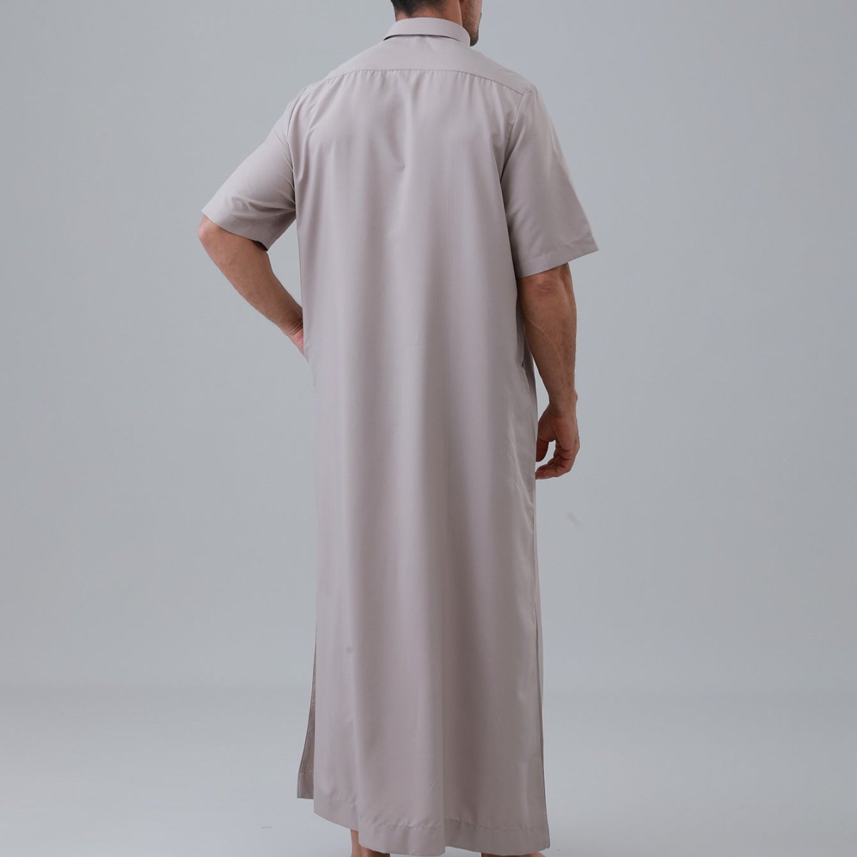 Thobe uni pour homme avec patte de boutonnage (MT038)