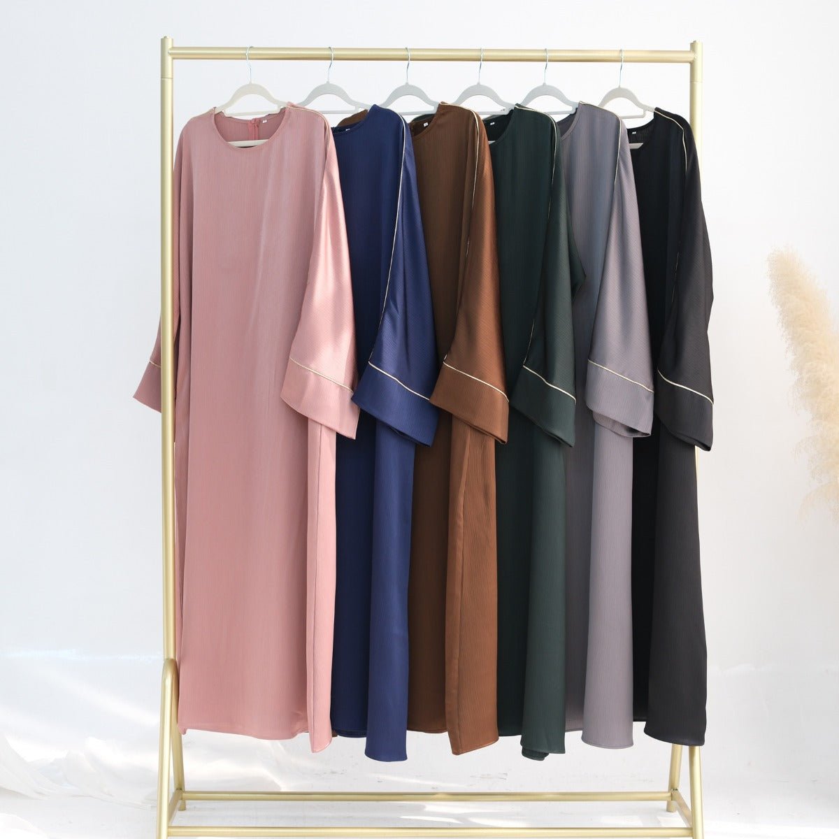 Robe Ample Décontractée à Manches Évasées avec Finitions Contrastantes (MA280)