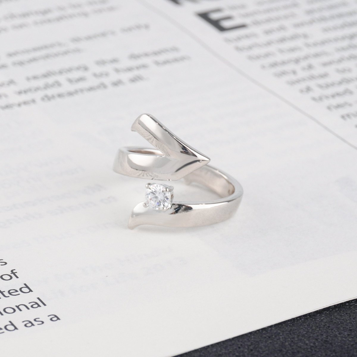 Bague Diamant Asymétrique Artisanale Glamour Audacieux pour des Moments d'Exception (MAC282)