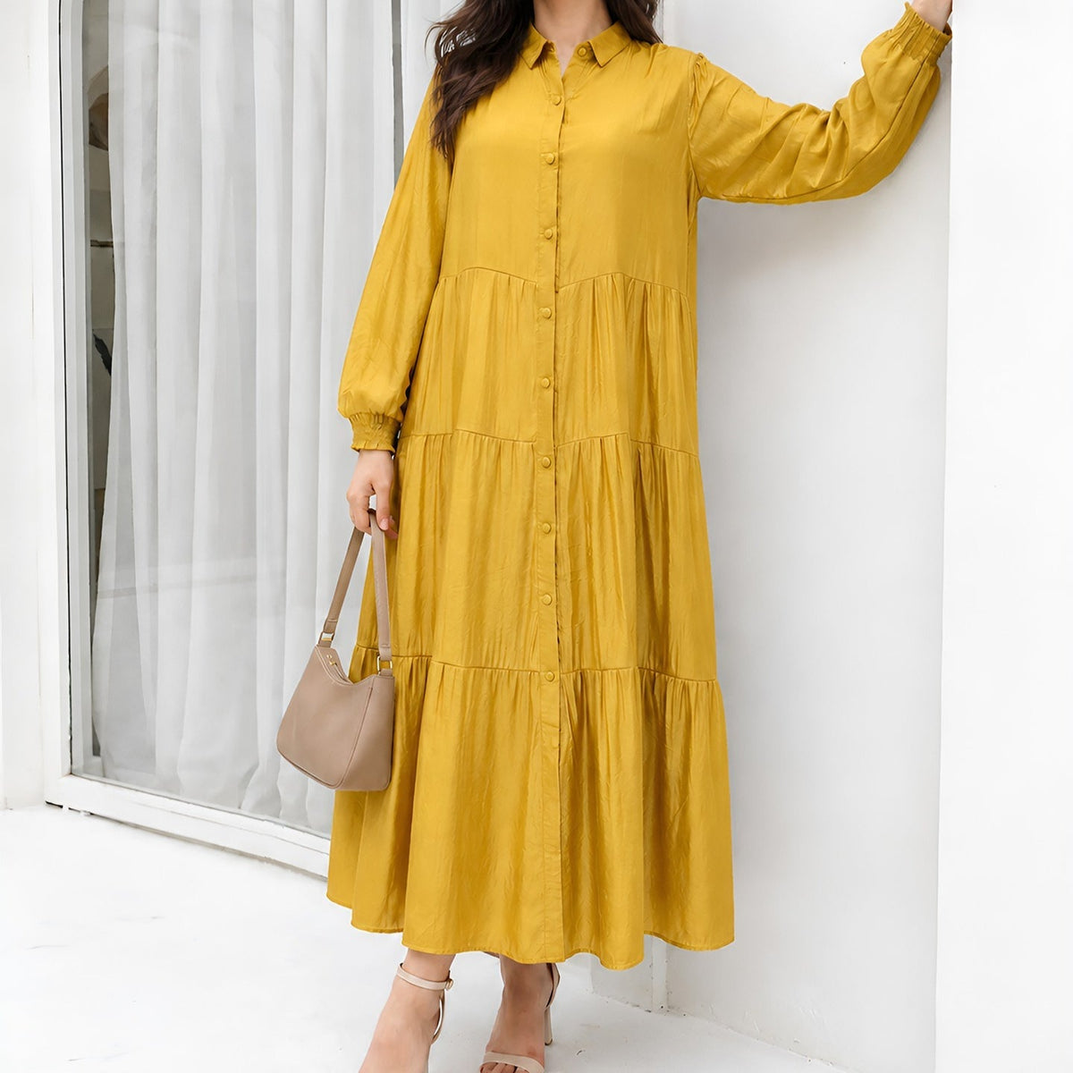 Robe Maxi à Encolure Chemise, Boutons et Volants Étagés (MA465)