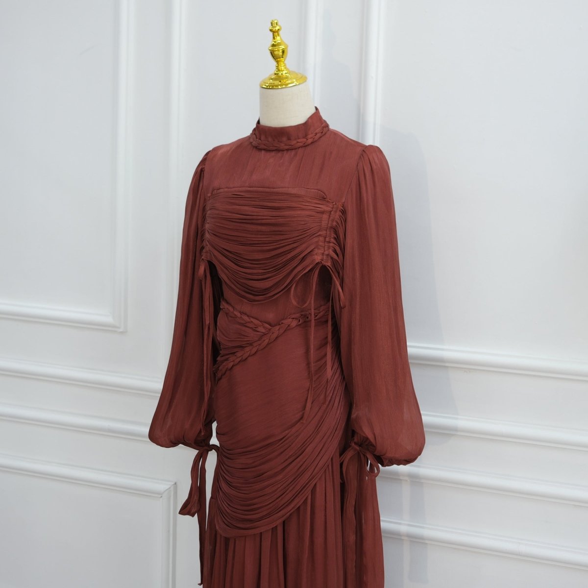 Robe Maxi à Col Tressé, Fronces et Franges (MS406)