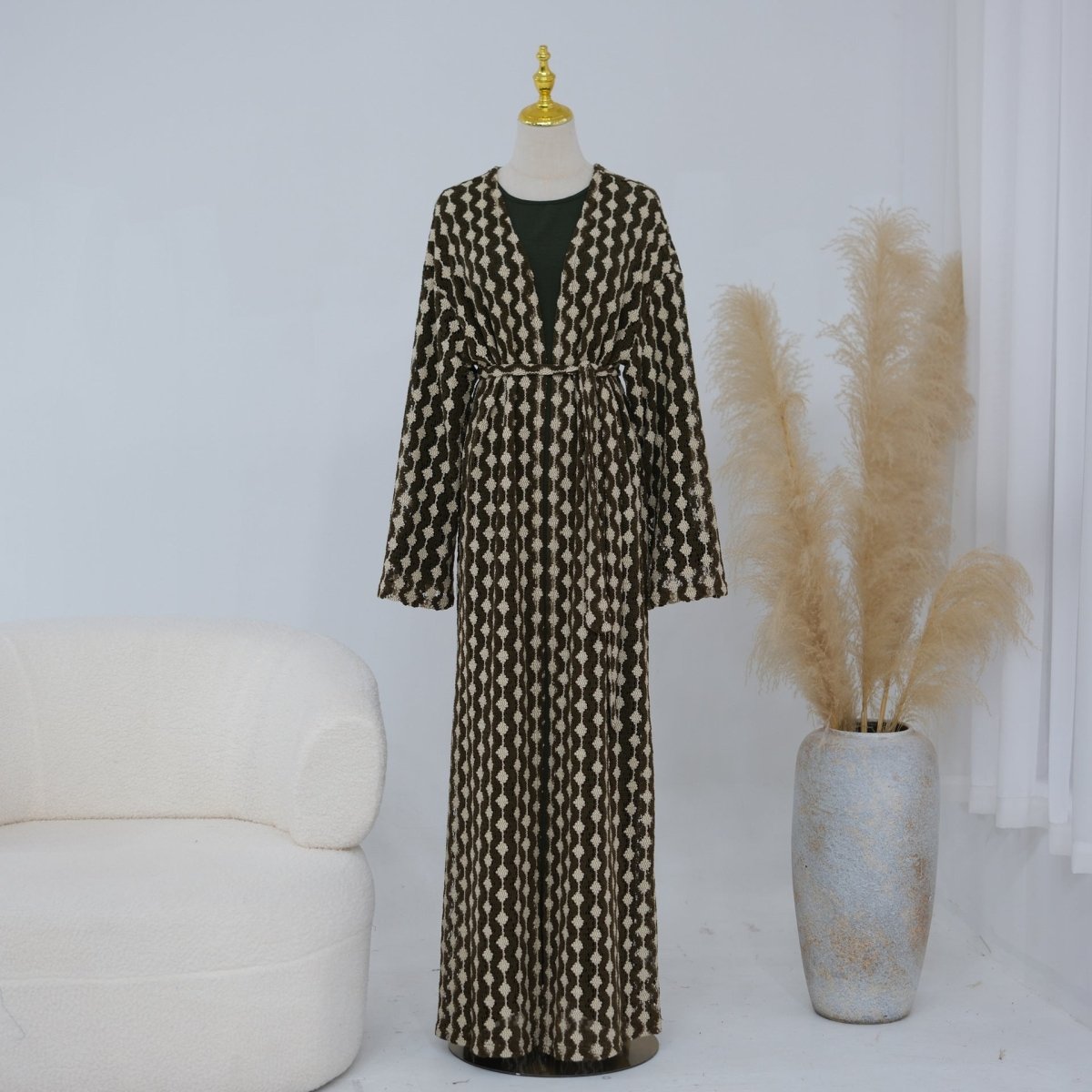 Abaya ouverte en tricot dentelle ajourée (MOA327)