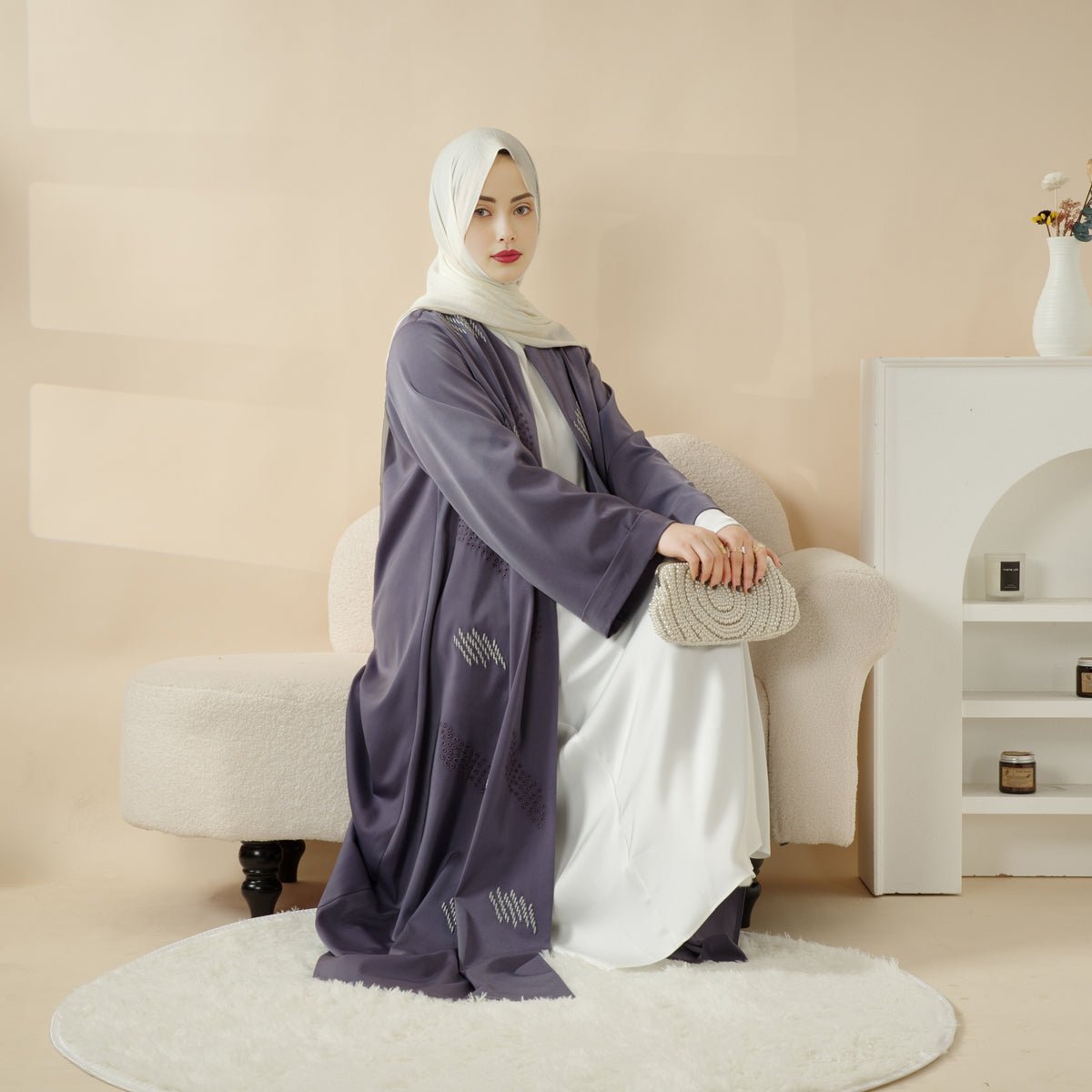 Pièce d'Archive Abaya en Broderie 3D avec Perles Géométriques - MP004 (Taille M Uniquement)