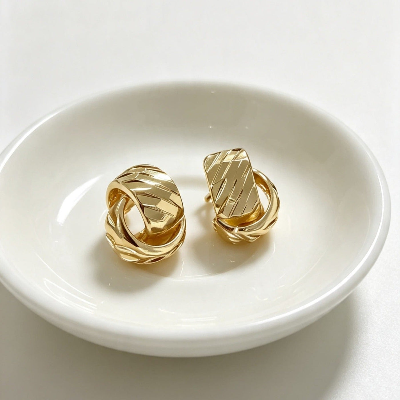 Boucles d'oreilles Textured Double Layer C-Hoop (MAC461)