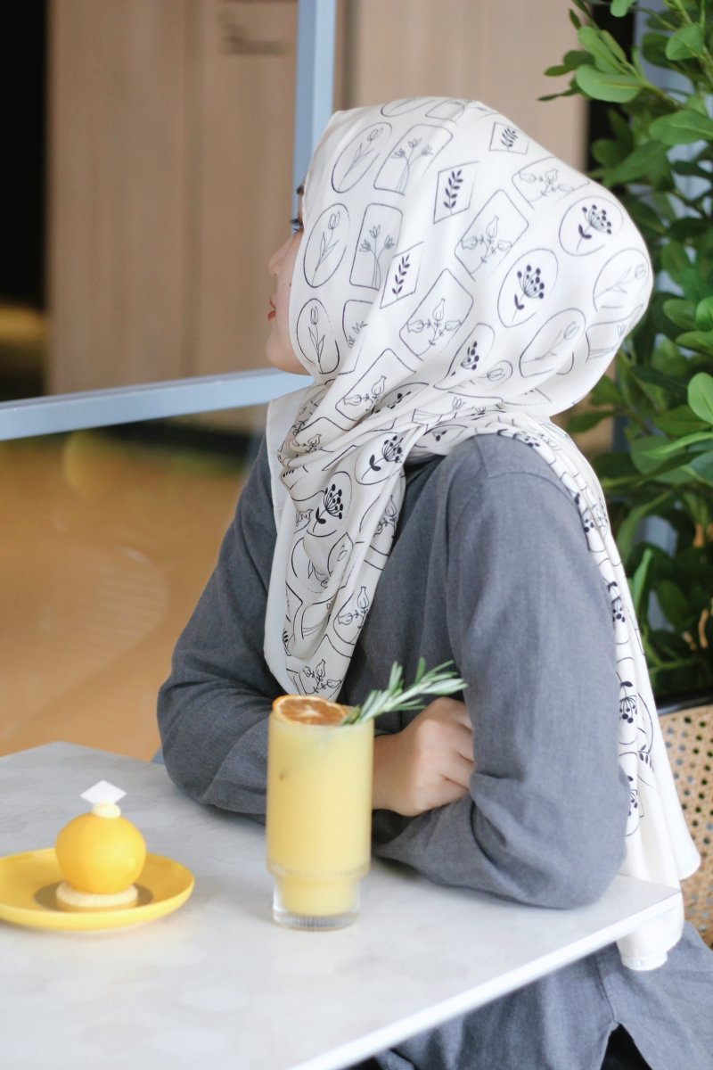 Hijab Imprimé Minimaliste Polyvalent (MH090)