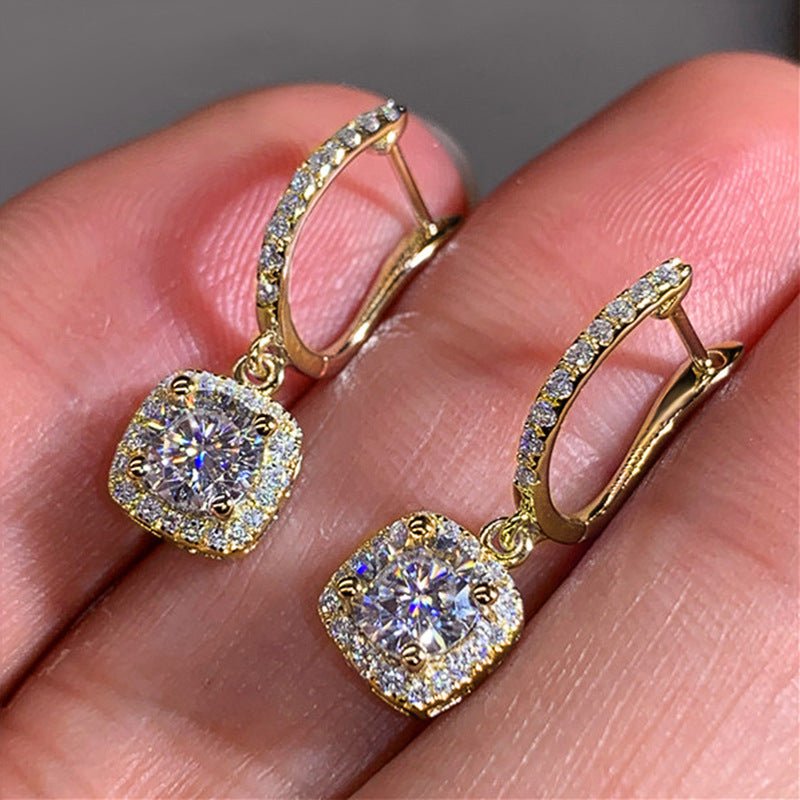 Boucles d'oreilles polyvalentes en zircone micro-pavée (MAC191)
