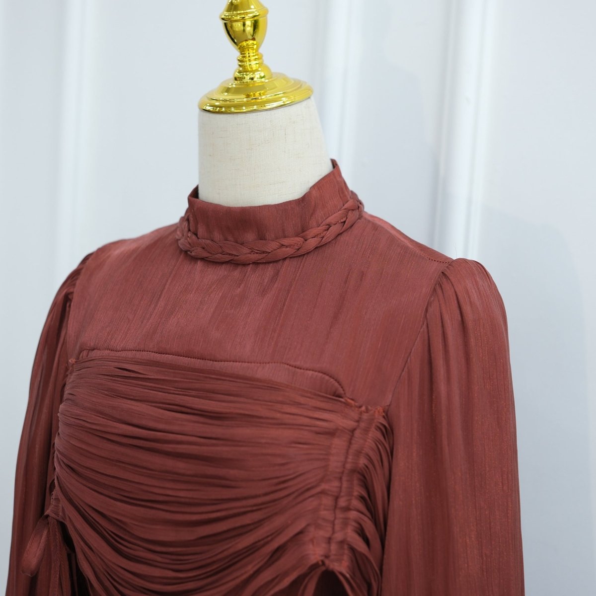 Robe Maxi à Col Tressé, Fronces et Franges (MS406)