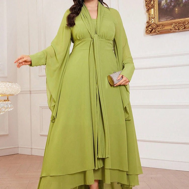 Robe Maxi Grande Taille Plissée avec Col Cravate (MS370)