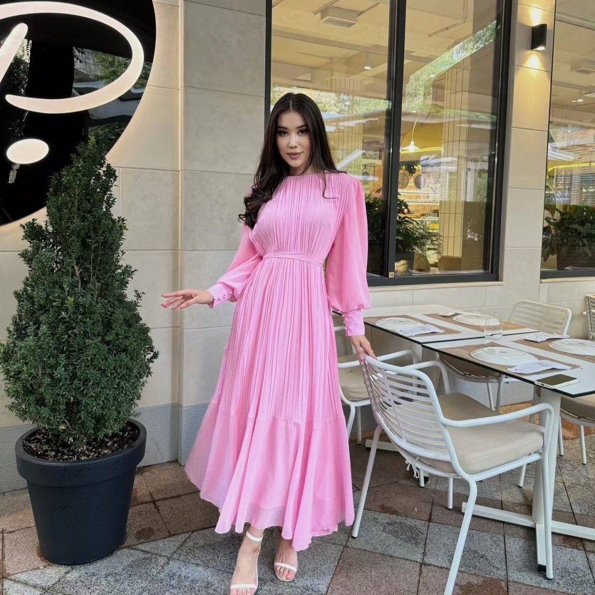 Robe Maxi Plissée à Volants (MS466)