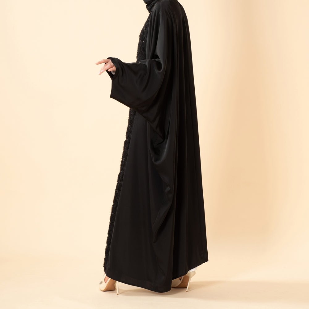 Abaya Chauve-Souris Luxe en Ruban 3D Brodé avec Ceinture Ajustable (MA431)