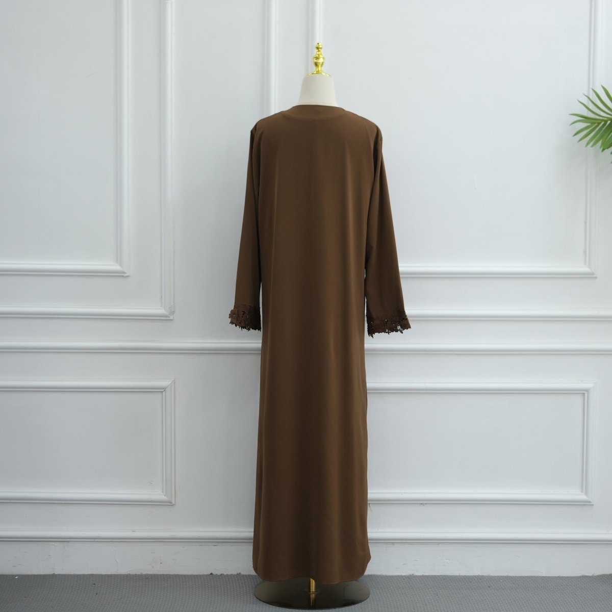 Abaya ouverte à bordure de dentelle florale 3D (MOA336)