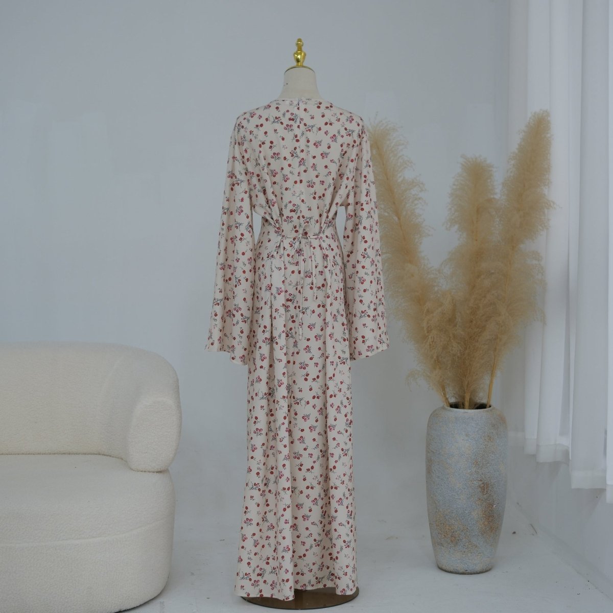 Robe Maxi à Manches Évasées et Motif Floral (MS490)