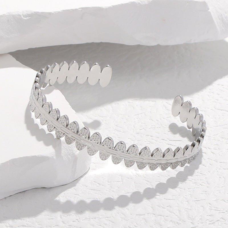 Bracelet ajustable MAC143 en acier titane, couleur inaltérable