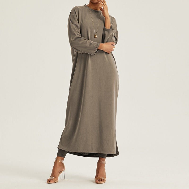 Robe Maxi à Épaules Tombantes et Col Rond - Abaya Modeste Unie avec Fentes Latérales (MA309)