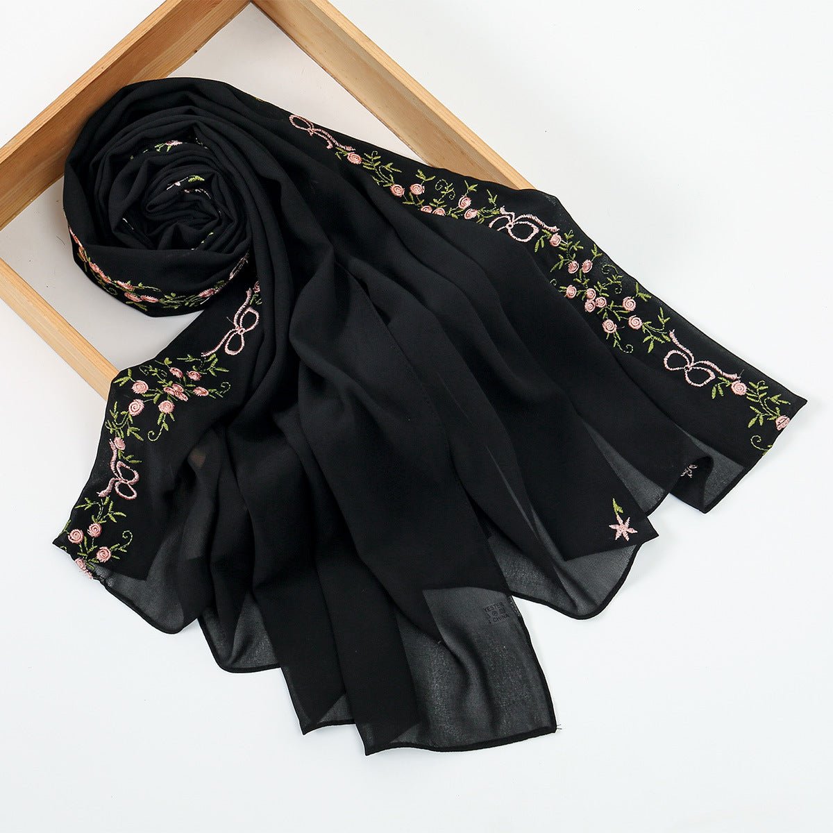 Foulard Hijab en Mousseline Brodée | Hijab en Mousseline avec Broderie (MH220)