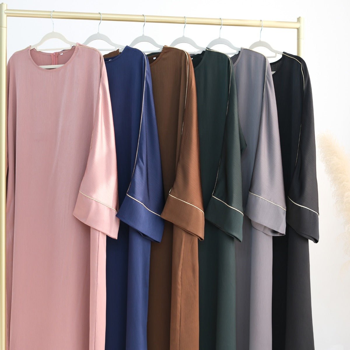 Robe Ample Décontractée à Manches Évasées avec Finitions Contrastantes (MA280)