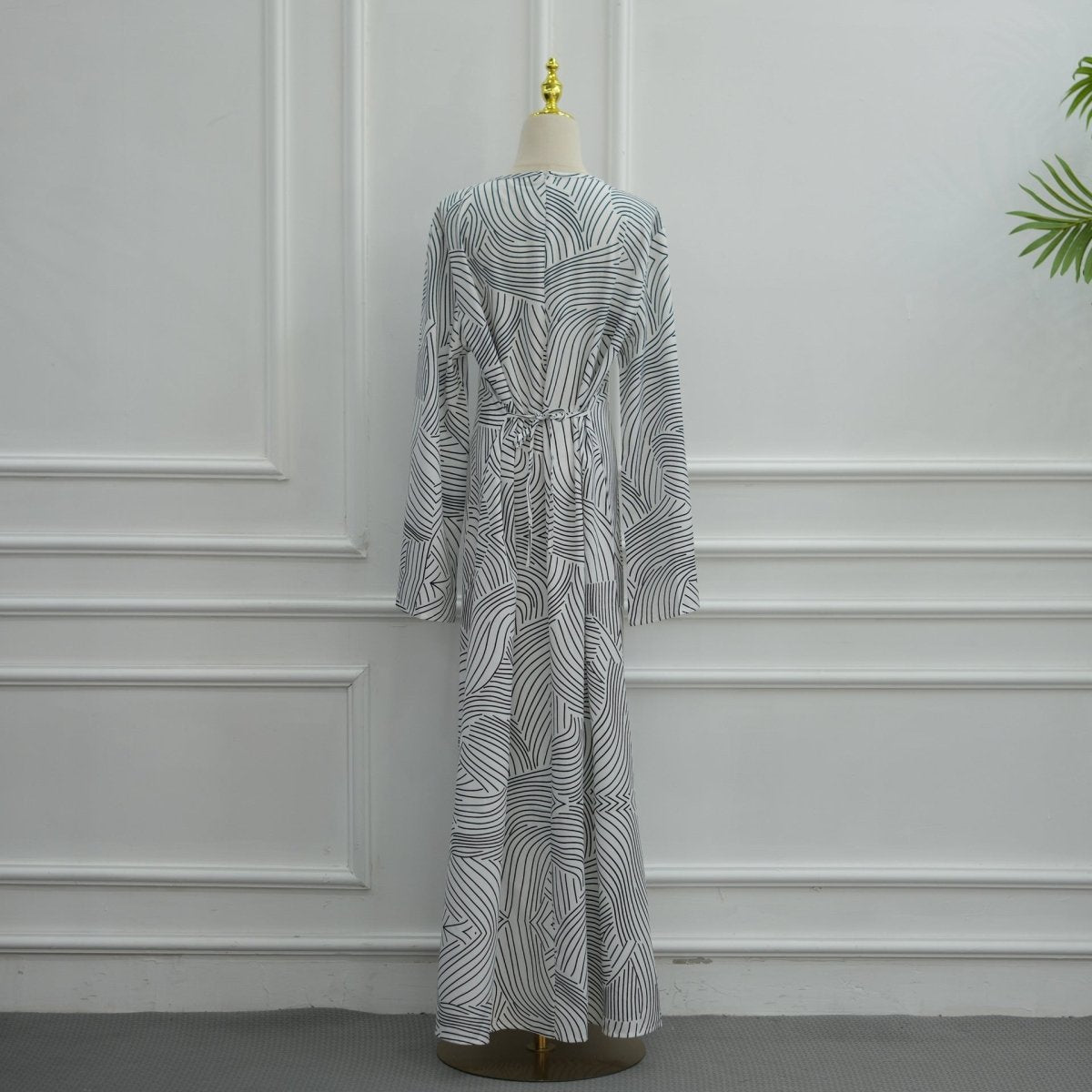 Robe Maxi Imprimée à Manches Cloche Froissées-Délavées (MS474)